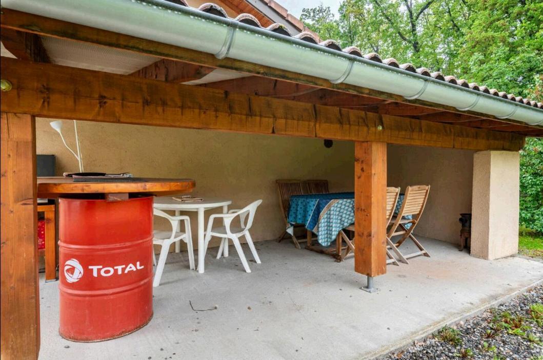 Jolie Appart T4 La Zoune Avec Jardin 8 Personnes Chorges Dış mekan fotoğraf